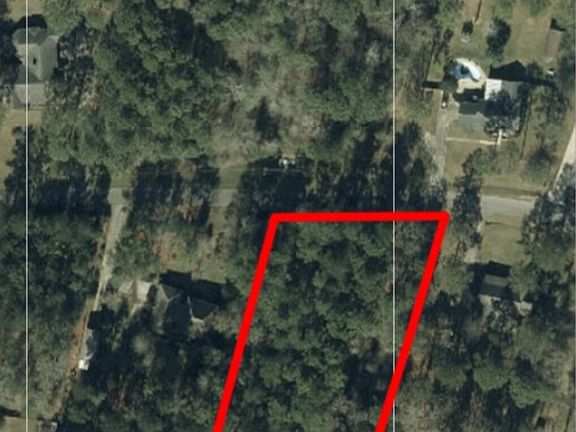 5th image of 25 Lake Estates Dr