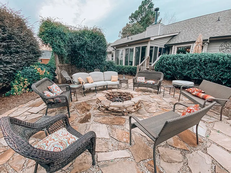 3850 Nikki Ln — Photo 3
