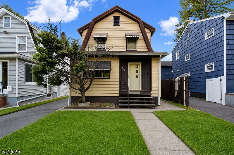 1st image of 489 North Clinton Street