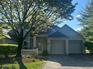 4 Harker Hill Dr, Hamburg, NJ 07419