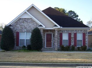 992 Tracey Ln SW, Decatur, AL 35601