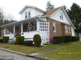 197 S Bolton St, Romney, WV 26757