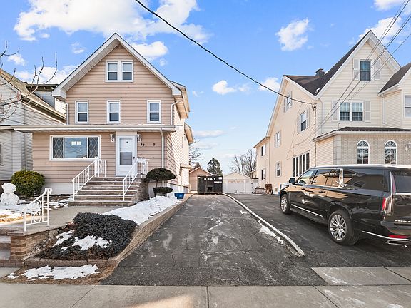 2nd image of 42 Livingston Ave #1