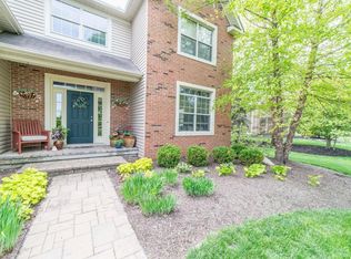 7921 Wiltshire Dr, Dublin, OH 43016