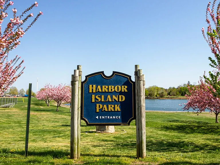 Harbor Island Park