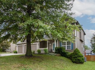 728 S Kisner Dr, Independence, MO 64056