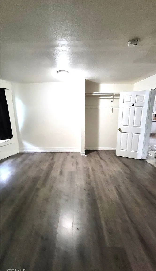 1 bed, 200 sqft, $725 — Photo 4