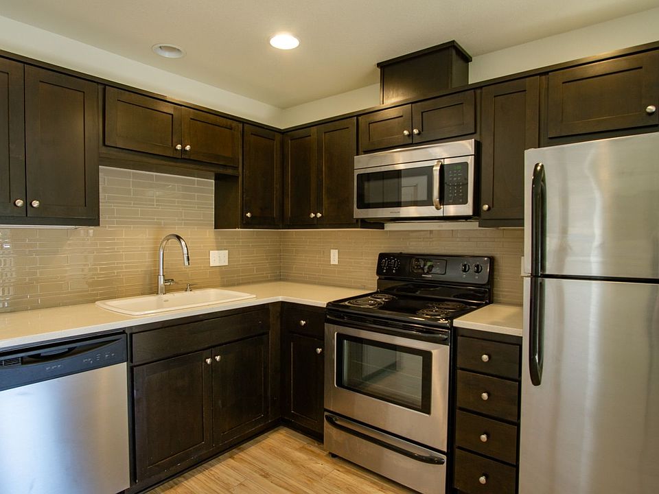 1st image of 3651 SE Francis St #202