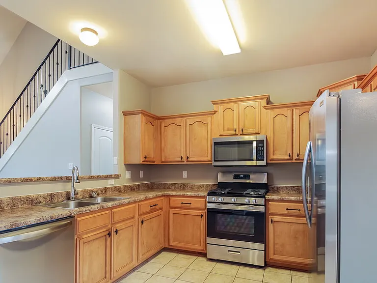 245 Birch Springs Cv — Photo 8