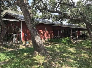 8 Sun Valley Dr, Spring Branch, TX 78070