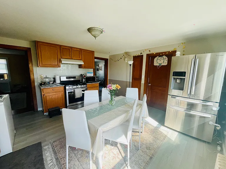 138 Biruta St #3 — Photo 30