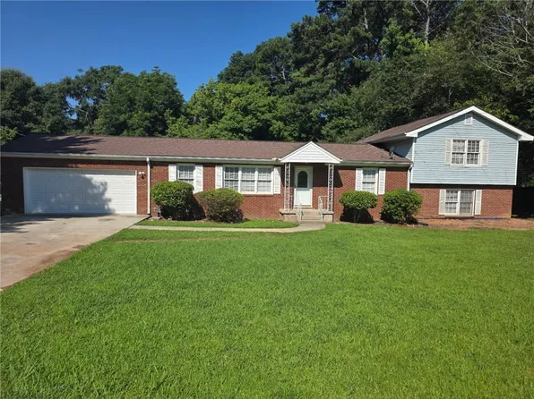 1579 Rockbridge Rd, Stone Mountain, GA 30087