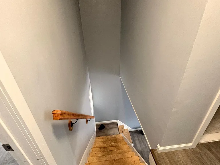 409 W Market St #2 — Photo 7