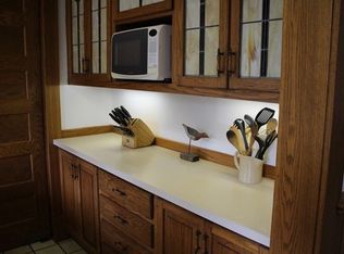 1715 N 6th St, Sheboygan, WI 53081