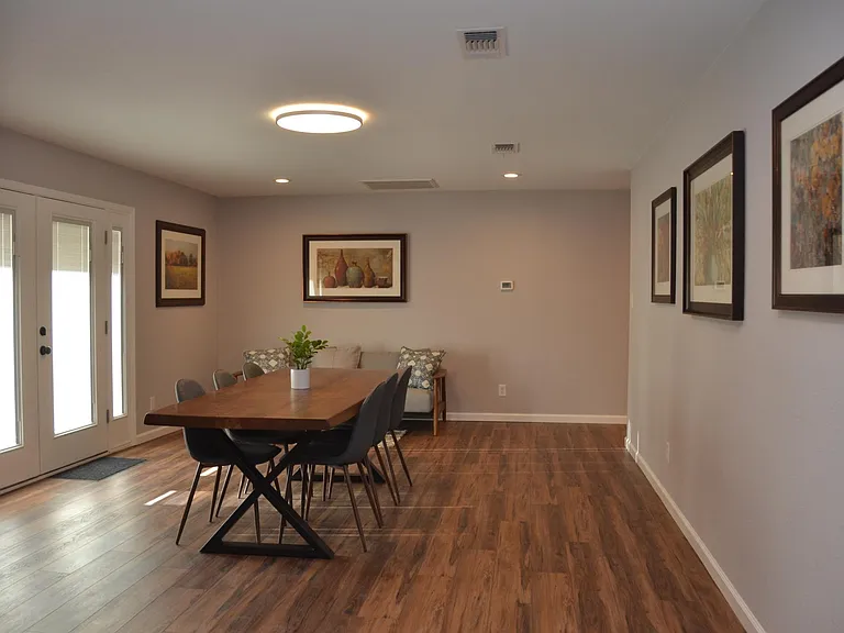 409 N Lea Ave — Photo 15