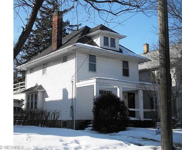 1st image of 1420 Larchmont Ave