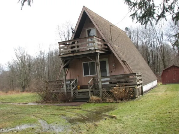 7908 Lakewood Dr, Williamsfield, OH 44093
