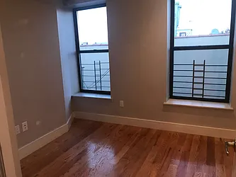 Rented by Premier Metro Realty Corp