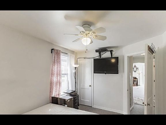 2nd image of 3405 Berkley Ave