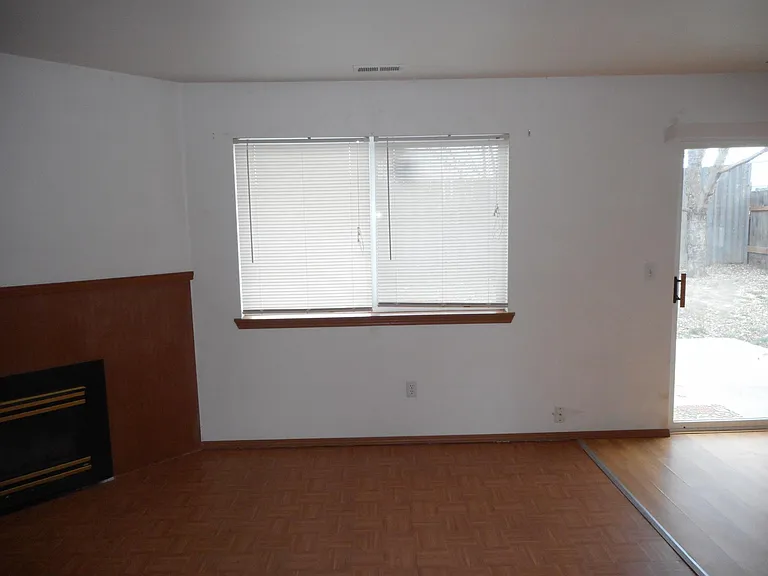105-2 E Borah Ave #2 — Photo 5