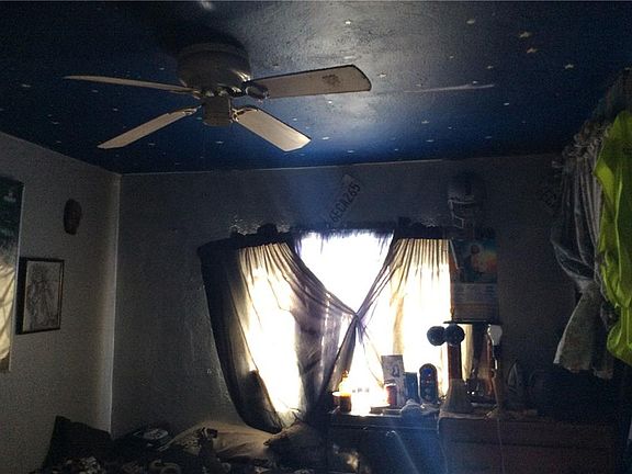 5th image of 349 Cooley Ave