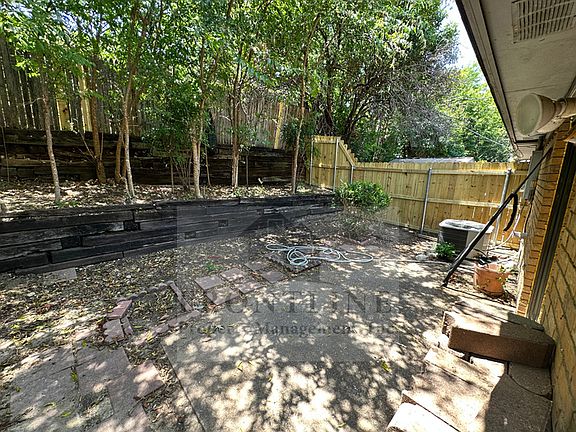 2nd image of 2317 Woodmont Trl