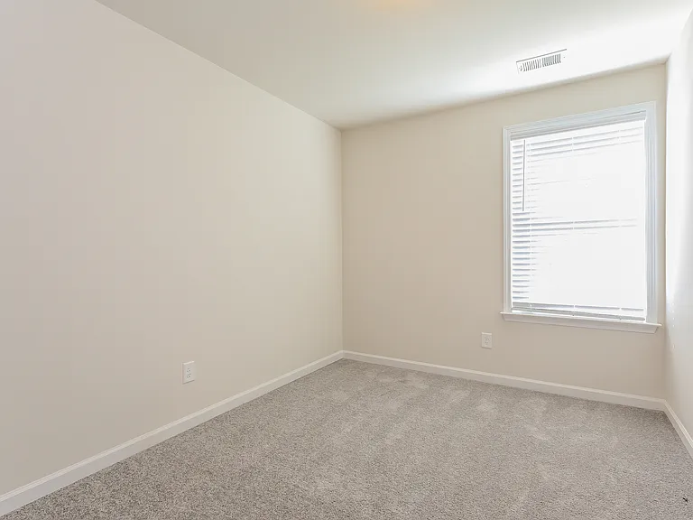 144 Valley Creek Dr — Photo 12
