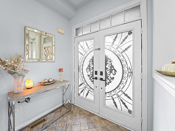 3rd image of 51 Good Hope Rd