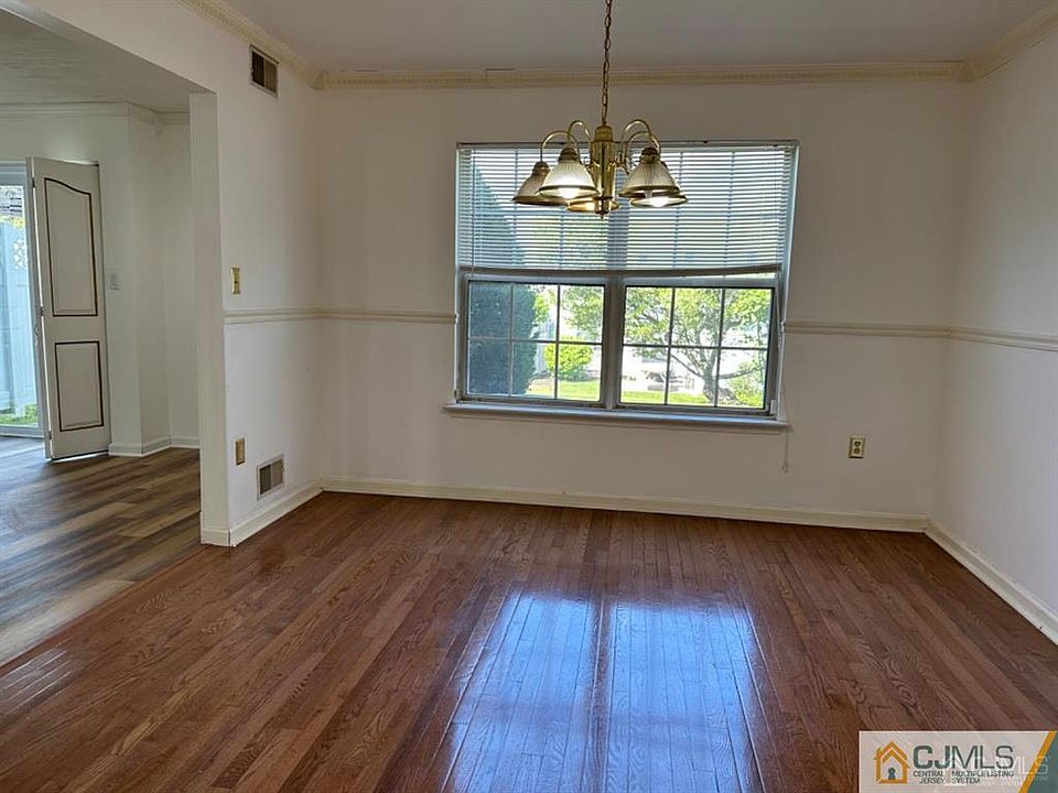 7 Vandeventer Ct Sayreville, NJ, 08872 Apartments for Rent Zillow