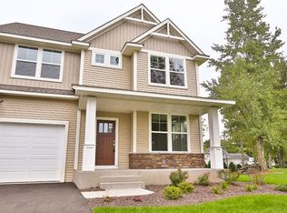1475 Amundson Ln, Stillwater, MN 55082