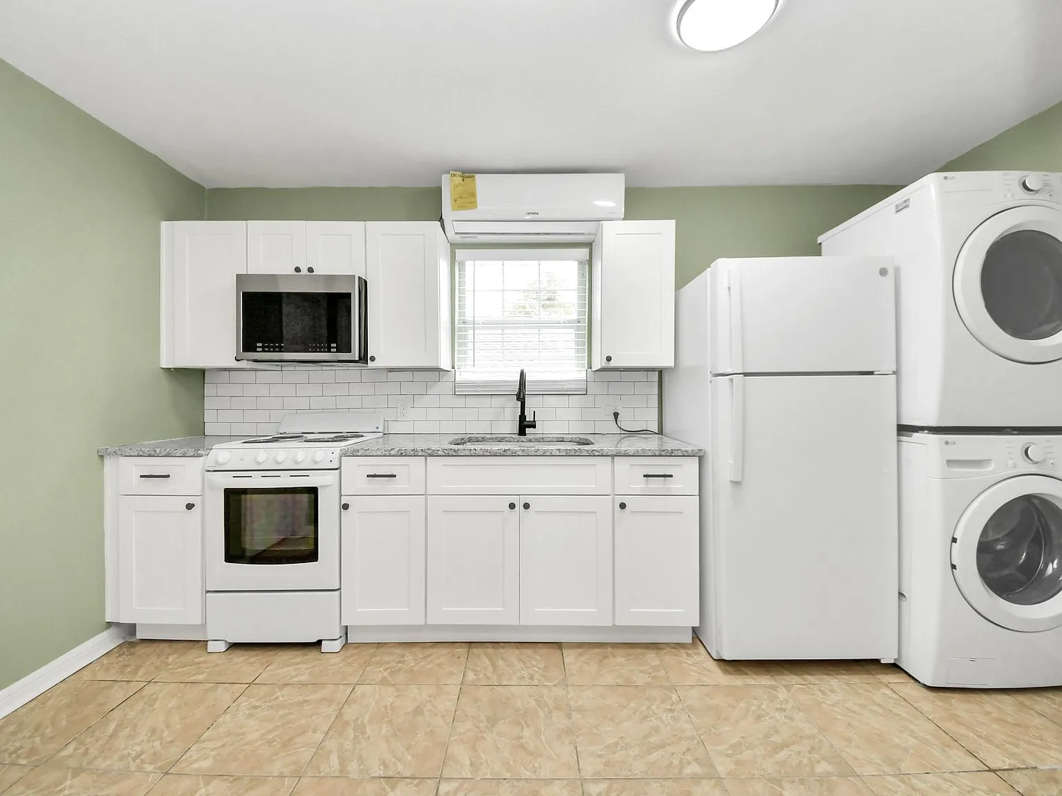 1 bed, 1.0 bath, 360 sqft, $1,250 — Photo 4