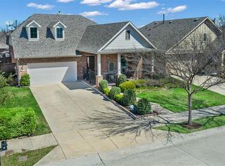 1304 Isabella Ln, Aubrey, TX 76227