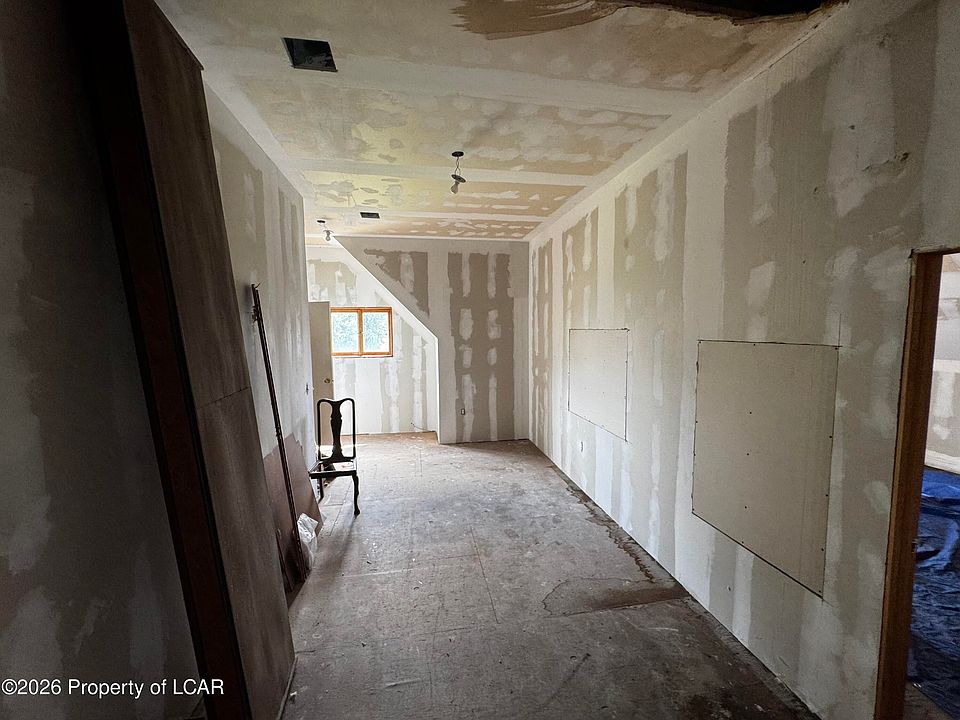 22nd image of 1021 Richmont St