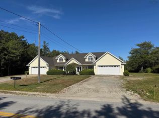 202 Mood Rd, Yarmouth, NS B5A5J4