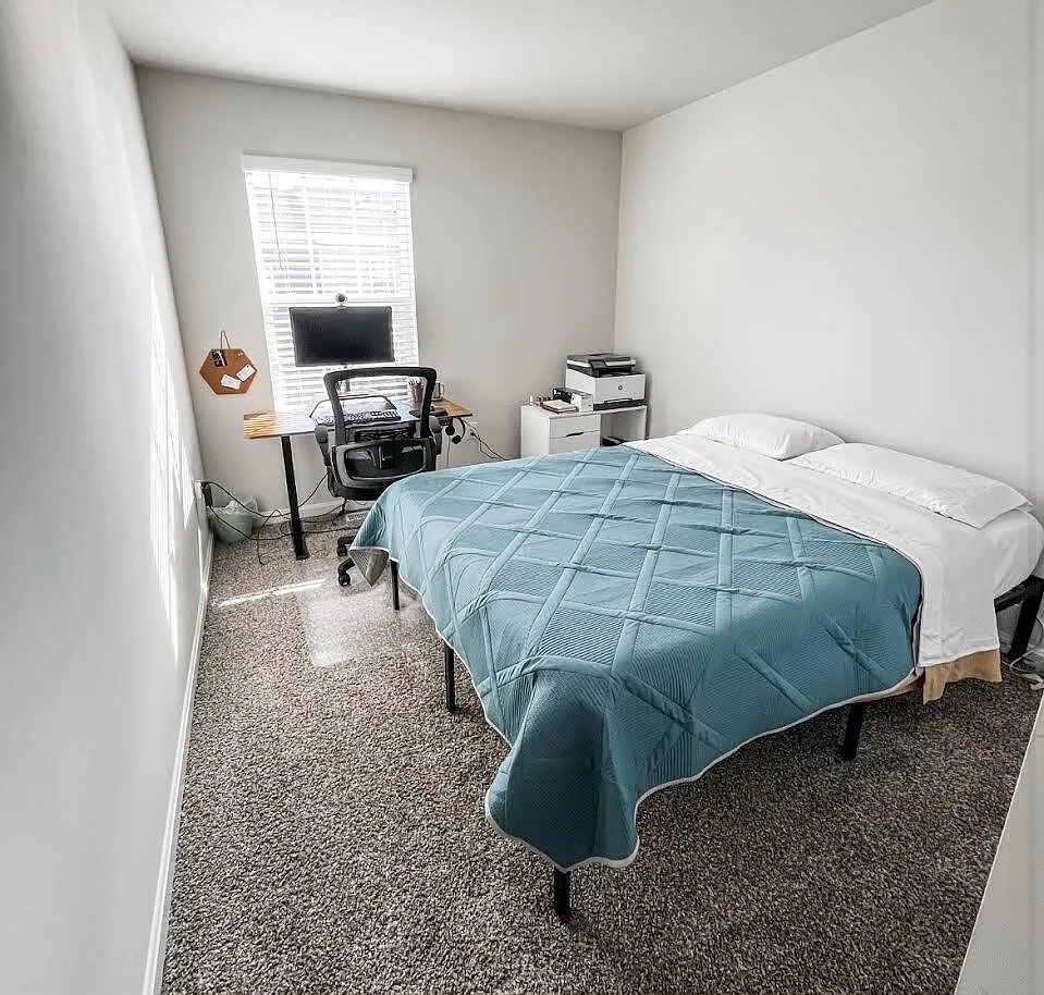 3 bed, 3.0 bath, 1500 sqft, $1,750 — Photo 3