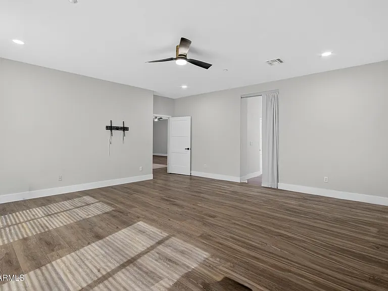 10587 E Sheena Dr — Photo 29