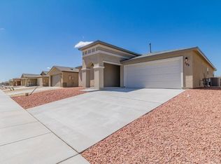 725 Villa Romero Dr, Horizon City, TX 79928