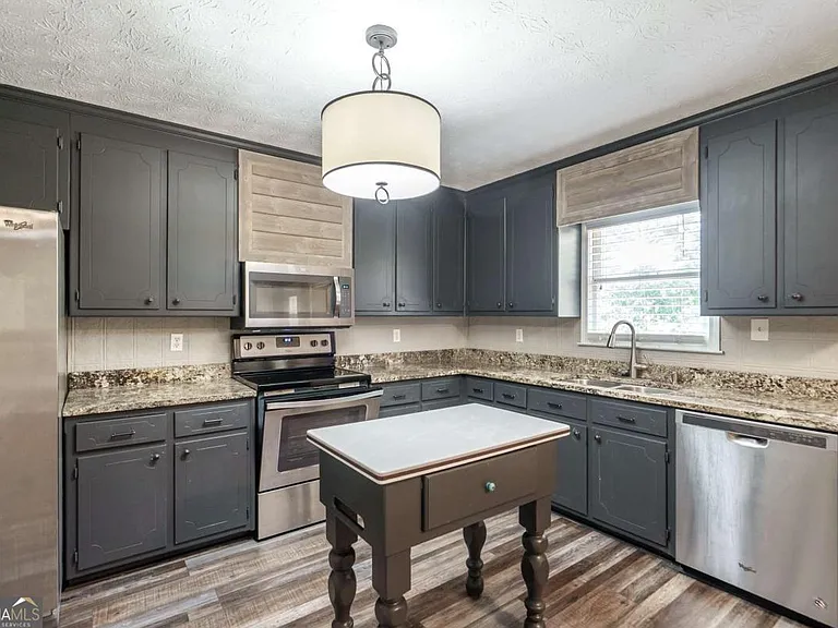 5240 Emmett Still Rd — Photo 12