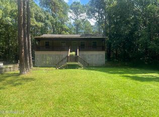 5548 Boots Rd, Moss Point, MS 39562