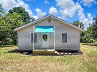 371 Durham Lake Rd, Dudley, NC 28333