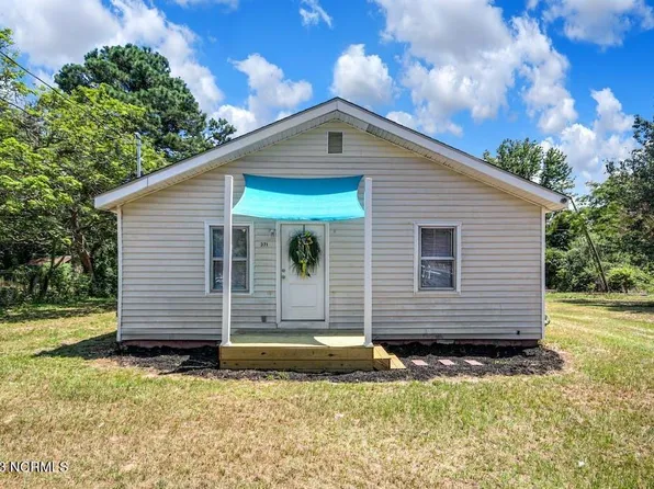 371 Durham Lake Road, Dudley, NC 28333