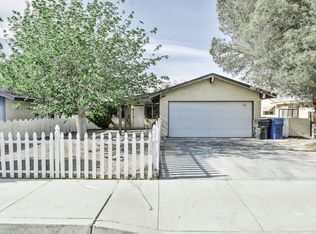 328 W Ward Ave, Ridgecrest, CA 93555