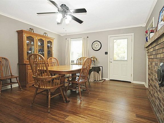 5th image of 1778 Bakers Crossroad Dr