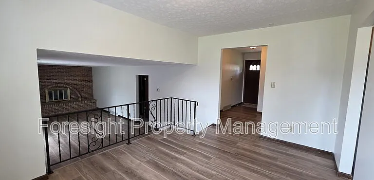 53 Carriage Dr — Photo 12