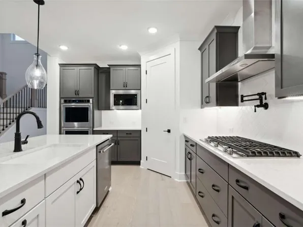 2340 Ellis Mountain Dr, Marietta, GA 30064