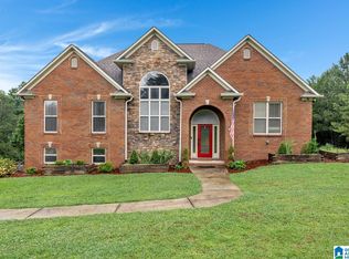 401 High Pointe Dr, Hayden, AL 35079