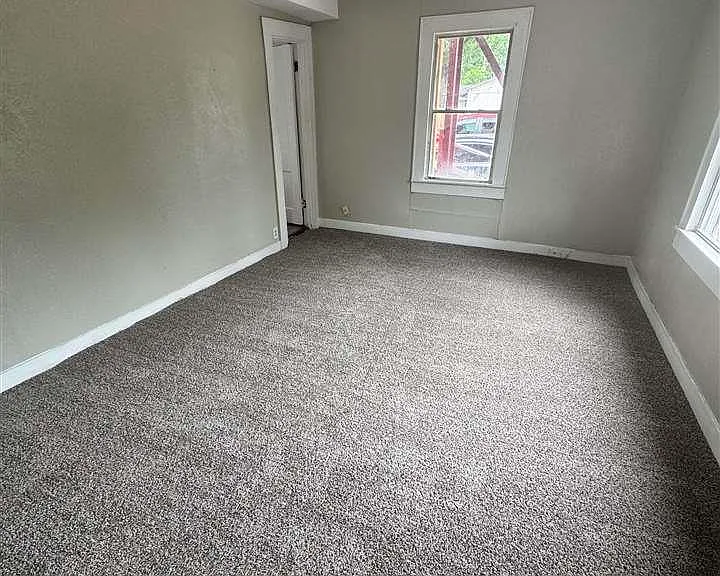 3006 Avenue K — Photo 5