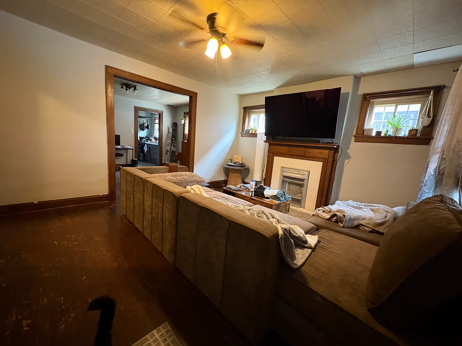 1 bed, 1040 sqft, $1,195 — Photo 4