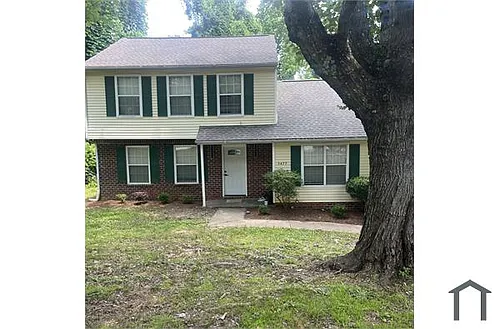 3477 Meadowlane Pl SW Photo 1