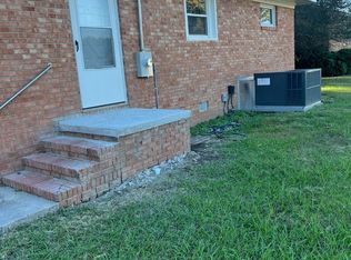 206 Fairview St, Williamston, NC 27892